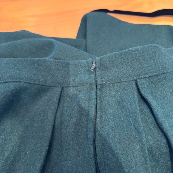 Modcloth Brisk Taker Wool Blend Skirt - sz 24 - Picture 4 of 11